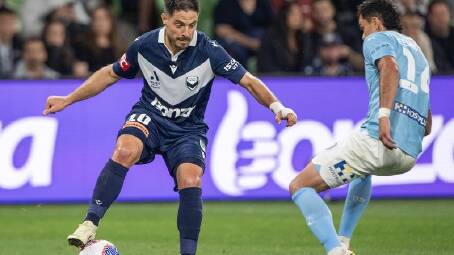 Victory's Bruno Fornaroli takes on Melbourne City on Sunday desperate to win silverwear this season. (Will Murray/AAP PHOTOS)
