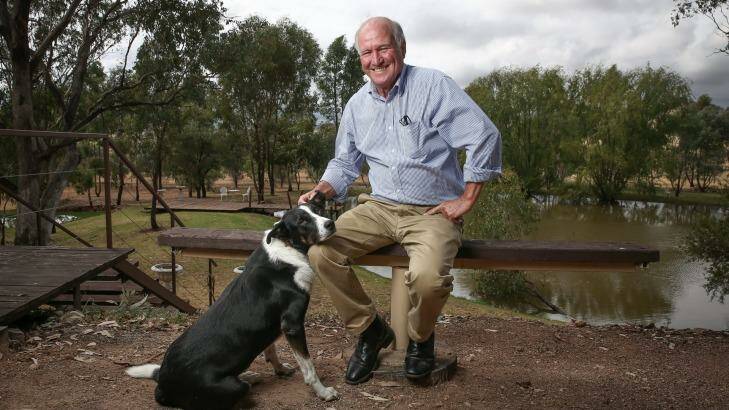 Tony Windsor says Barnaby Joyce's stated opposition to council amalgamation rings hollow. Photo: Alex Ellinghausen