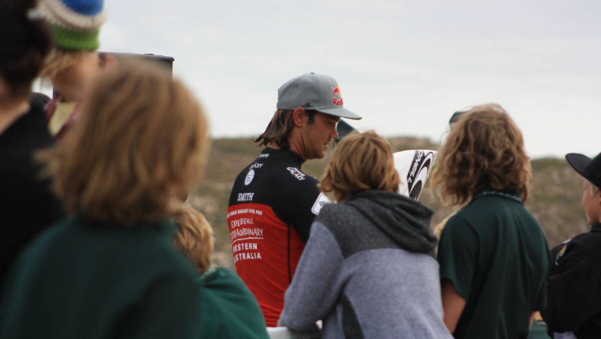 South Africa's Jordy Smith, ranked 4th on the WCT, stops to chat with Margaret River students. Photo: Zannia Yakas