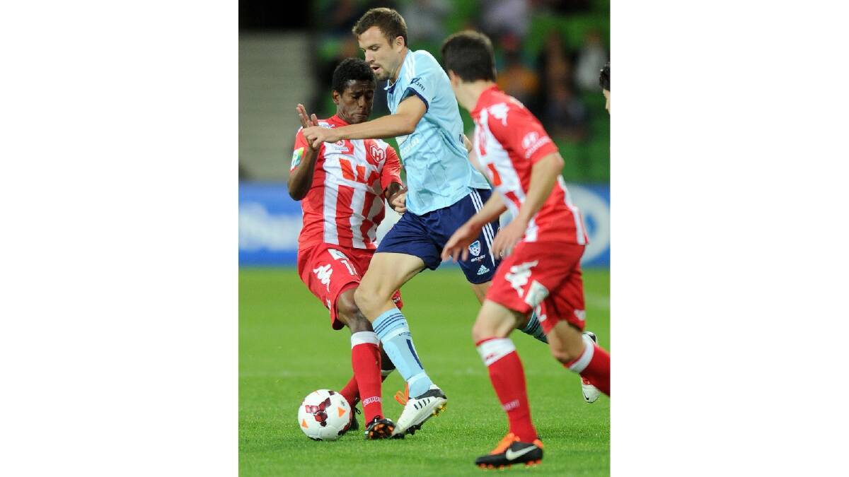 Matthew Jurman of Sydney controls the ball during the round six A-League match between the Melbourne Heart and Sydney FC. Photo: Getty Images.